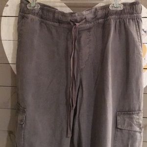 Anthropologie Cloth & Stone gray med new Joggers